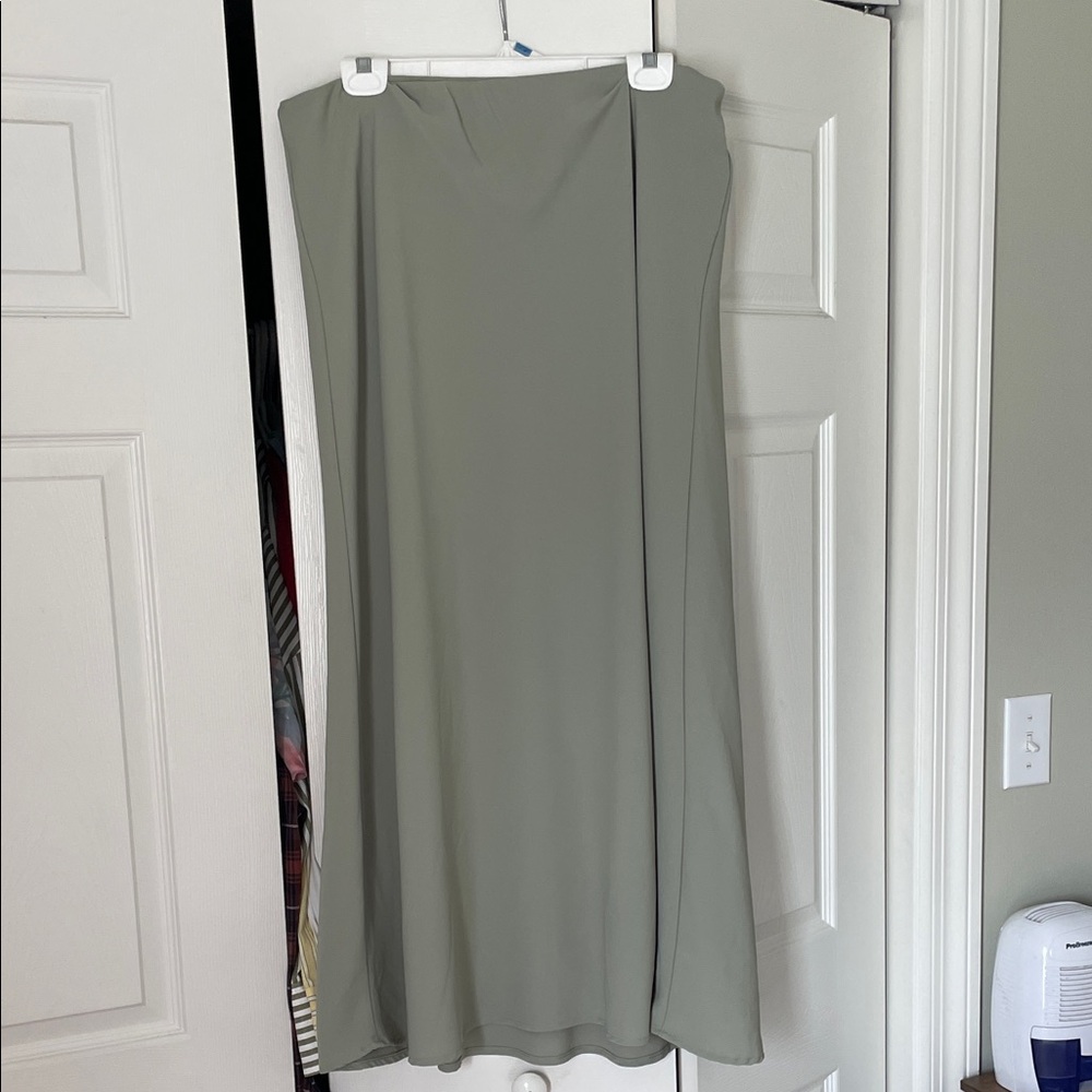 Elegant green Women's Skirt